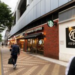 スターバックス・コーヒー - 外からの出入り口