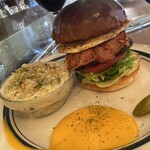 THE CORNER Hamburger & Saloon - 