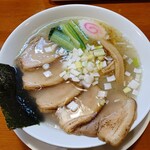 Marukin Ramen - 炙りチャーシュー麺(塩ラーメン)1200円