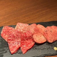 Yakiniku BarBies - 