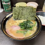 横濱家系ラーメン 勝鬨家 - 