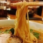 Sesamitei - 麺