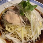 楽関記 - 油そば　蒸し鶏が美味しすぎる