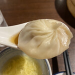 楽関記 - スープがジュワッとたまらん！美味しいよ！