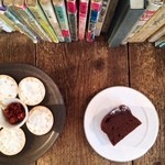 Ocha to Okashi Yokoo