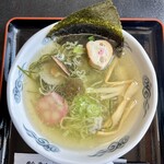 知床食堂 - 羅臼昆布羅〜メン900円。