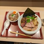 燃えよ麺助 - 