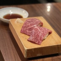 THE 雪月花 - １番最初のメニューの肉握り✨✨✨