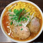 麺's ラッキーパンチ - 辛味噌ラーメン（税込1,000円）