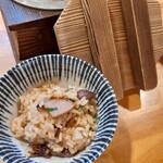 Tanoshi - 釜飯〜。。美味い！！