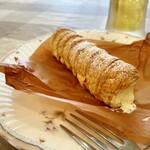 月乃井 - コルネ（¥300税抜）