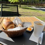 ZEIT BAKERY CAFE - 