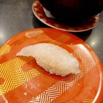 Kaitenzushi Shunraku - 真鯛ふり塩 294円