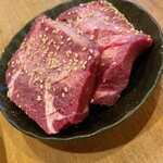 せるふ焼肉安政 - 厚切り牛タン