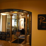 神戸牛 鉄板焼 リオ - マルビル７Fにあり