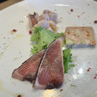 COLONIAL BEACH 横浜ハンマーヘッド - 