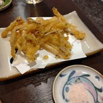 沖縄料理 さらはな - 衣含めてボリュームはある島らっきょうの天ぷら