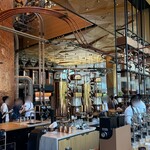 STARBUCKS RESERVE ROASTERY TOKYO - 一階