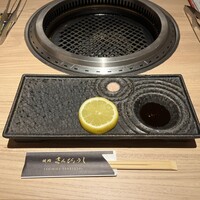 個室焼肉 さんびょうし 別邸 - 