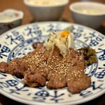 Gyuutan Sakaba Tannosuke - 牛たん定食［6枚］