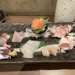 三輪商店 - 鶏、鮮魚盛り合わせ