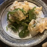Sumibiyaki Tori Mikaduki - お通しのポテトサラダとピーマンの炒め物