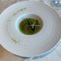 ギリガンズ アイランド - 魚料理　北海道産サクラマスのポワレ