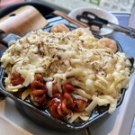 韓国キッチン ヨギヨポチャ - エビとチュクミのチーズフォンデュ