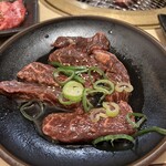 Yakiniku Tamaya - ⚫️ハラミ720円