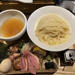 鴨出汁中華蕎麦 麺屋yoshiki - 特製鴨クリーミー塩つけ蕎麦【大盛】