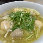 手包ワンタン専門店 港味 - ★ミックスワンタン麺（塩）　¥924