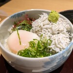 Dining海 - 料理写真:シラス丼