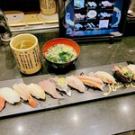 Mawaru Toyamawan Sushi Tama - 