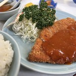 勝山協食 - チキンカツ定食(¥800)