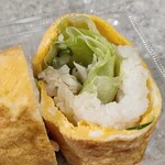Onigiri Sushi Inada - ツナサラダ卵巻き 断面図