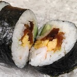 Onigiri Sushi Inada - 海鮮太巻き(ハーフサイズ) アップ