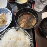 旬菜の味わい がら里 - 茶碗蒸し　赤だし　ご飯大盛り