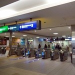 幸っちゃん寿司 - 改札出ました