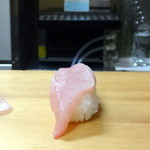幸っちゃん寿司 - ヒラマサ　トロ