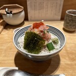 日本橋海鮮丼 つじ半 ミッドタウン店 - 