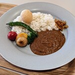 HOBA - 果実とスパイス香るカレー　1,480円