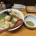 中華そば 半ざわ - 牡蠣出汁ラーメン 1600円、麺大盛 150円、牡蠣ソース 300円
                                2024年5月5日