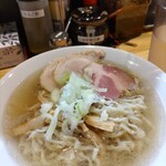 麺道六善 - バラチャーシュー　一枚トッピングサービス