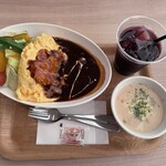 L'ATELIER de KARUIZAWA - オムデミライス　980円　他