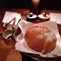 ザ タヴァン グリル＆ラウンジ - 