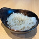 Extra large shirataki noodles