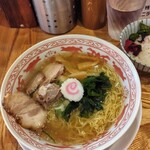 らーめんひんま - 牛骨ラーメン（期間限定）