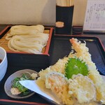 本格手打ちうどん とも作 - 