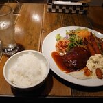 パシオン・エ・ナチュール - エビフライ＆ハンバーグ定食