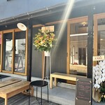 R-CAFE - テラス席が気持ち良さそうです